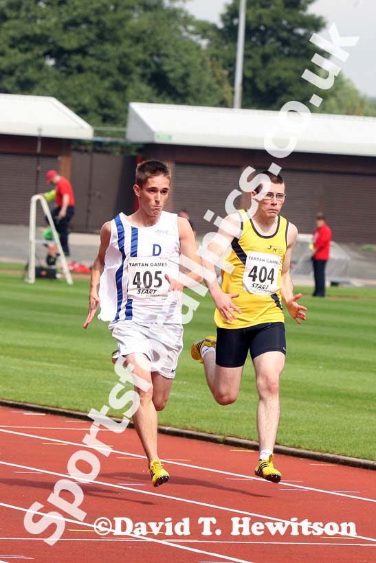 junior mens winning the 100 metres at the Gateshead Tartan Games Open.